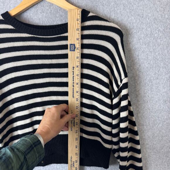 Pink Victorias Secret Striped Sweater Cropped Crewneck Black Cream Soft Viscose - Picture 5 of 9